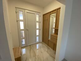 B&T Apartments