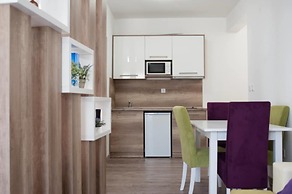 B&T Apartments