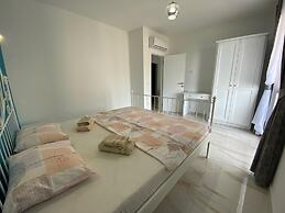 B&T Apartments