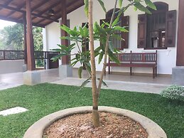 Natures Lodge-Galle