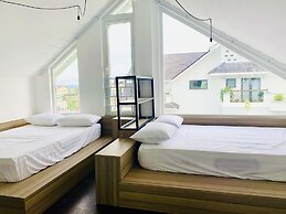 Zodiac House