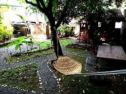 BugoyBikers Hostel