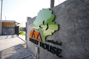 Patoey House