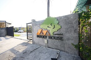 Patoey House