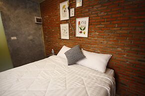 Patoey House