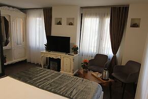 Pandora Suit Otel