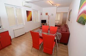 Maritimo Apartments