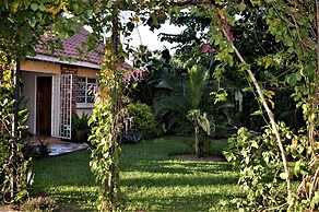 Colonial Residence