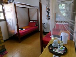 Colonial Residence