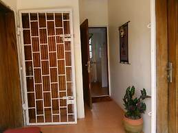 Colonial Residence