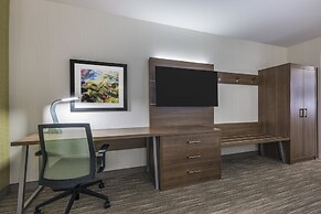 Holiday Inn Express & Suites Moncton by IHG