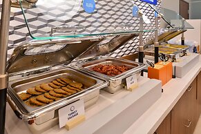Holiday Inn Express & Suites Moncton by IHG