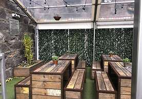 Siberia Bar & Hotel