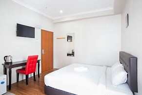 Moment Hotel