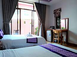 Pink House Homestay