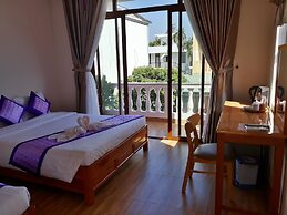 Pink House Homestay