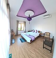 Pink House Homestay