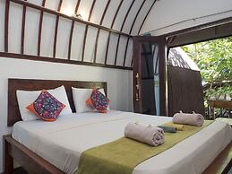 Gili Turtle Beach Resort