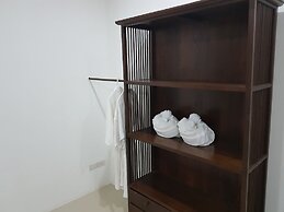 Mayan Apartment