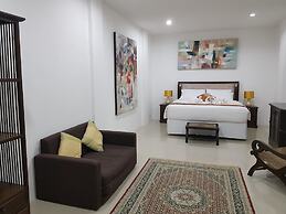 Mayan Apartment