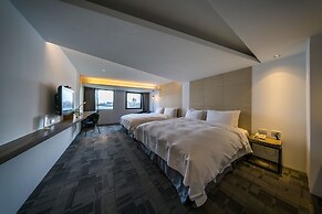 Watermark Hotel