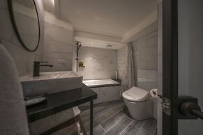 Watermark Hotel