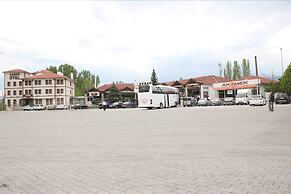 Akbak Otel