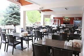 Akbak Otel