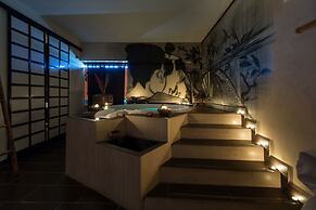 Silver Hotel