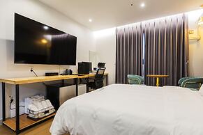 Karat Hotel