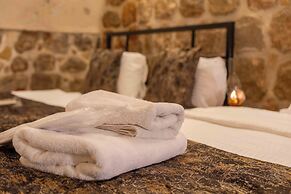 Kadim Otel