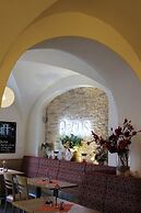 Arcus Hotel
