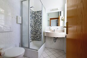 Arcus Hotel