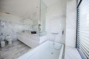 Acqua Villa Nha Trang