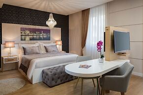 Vip Rooms