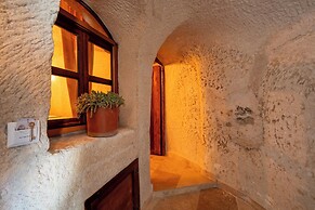Sunset Cave