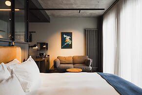 Exeter Hotel