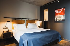 Exeter Hotel