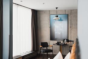Exeter Hotel