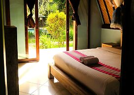 Apit Lawang Villas