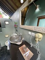 Apit Lawang Villas