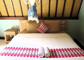 Apit Lawang Villas