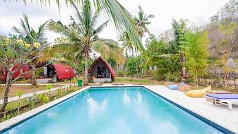Apit Lawang Villas