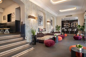 The Republic Hotel