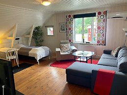 Skeppsdockans Camping & Vandrarhem