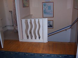 Vandrarhemmet Mangelgården - Hostel