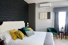 Rio Suites