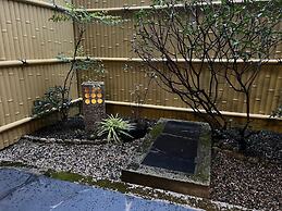 Maeniiya Machiya Inn