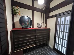 Maeniiya Machiya Inn