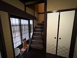 Maeniiya Machiya Inn